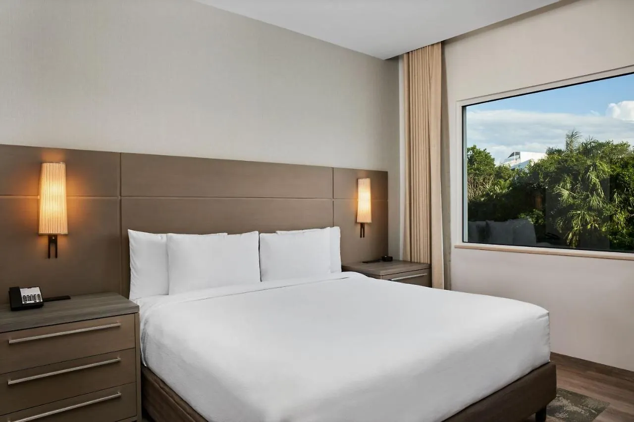 מלון Residence Inn By Marriott פלאייה דל כרמן